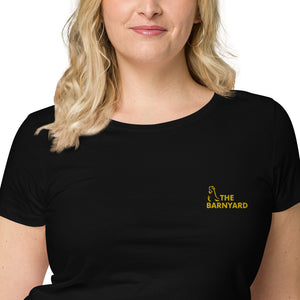 Women’s basic organic t-shirt-Barnyard